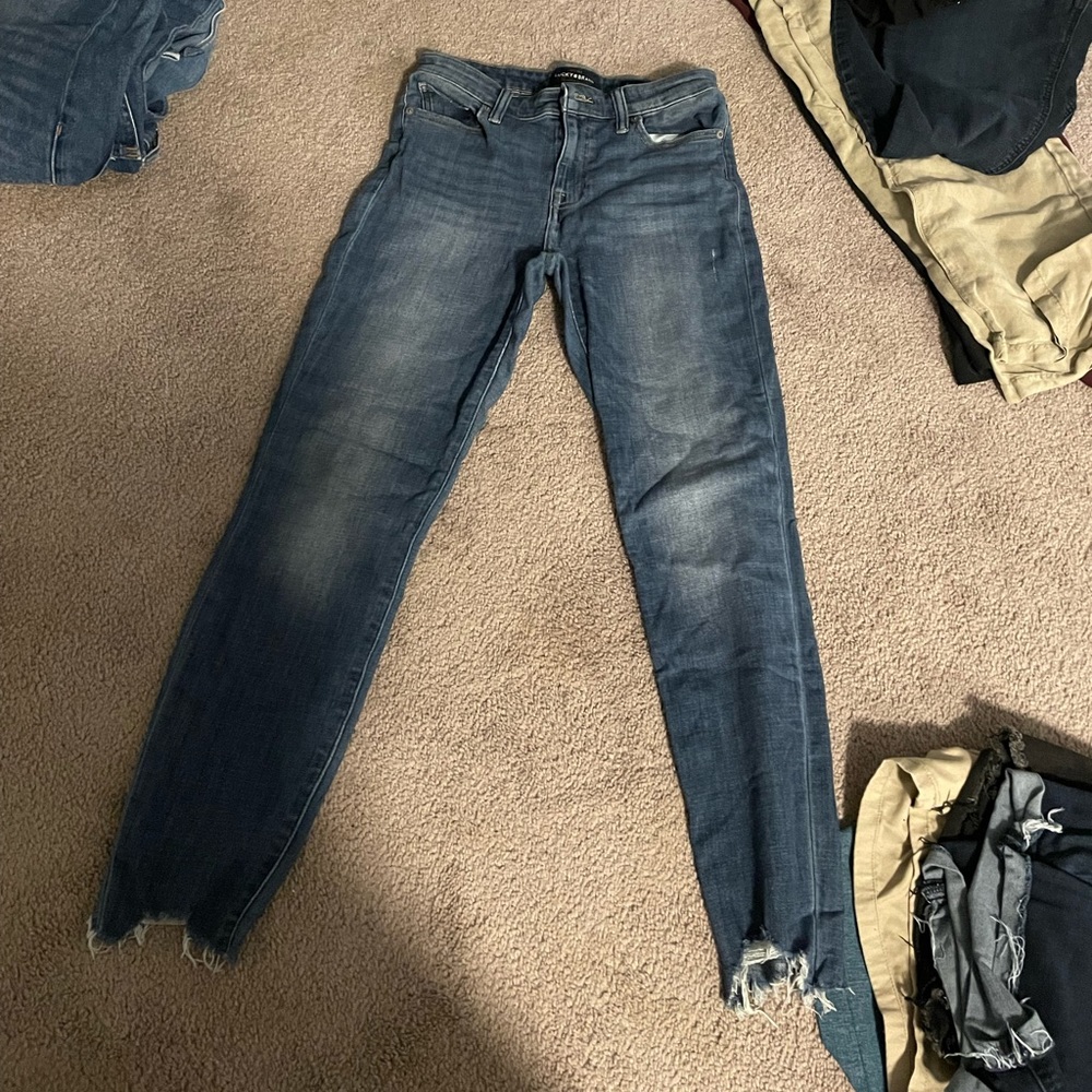 Lucky Brand 🍀 Crop Jeans